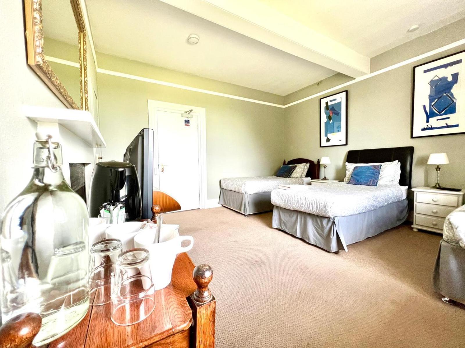 Colthrop Manor B&B Тэтчем Номер фото